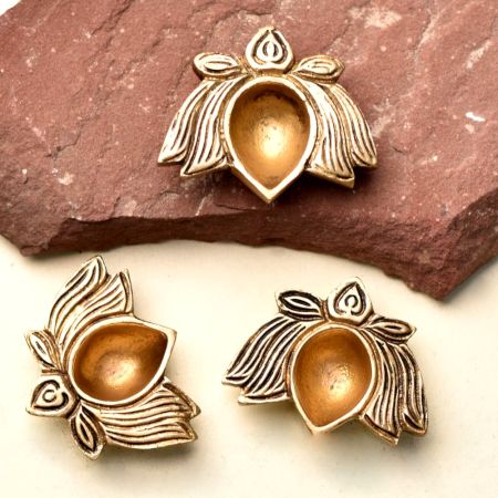 Brass Lotus Flower Diwali Diya Lamp Festival Decoration Pack of 3