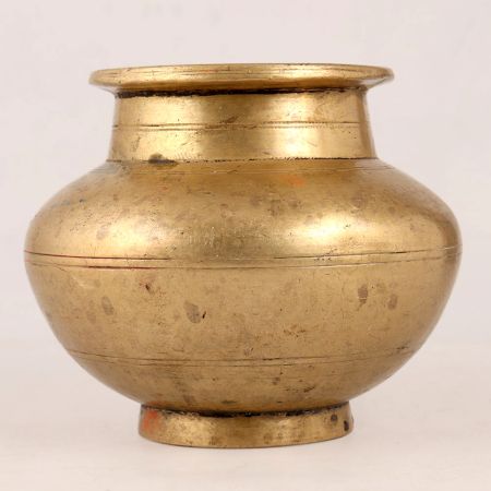 Adorable High-Quality Brass Holy Pot for Decoration