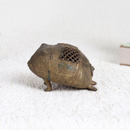 Handmade Finest Brass Frog Statue with Jali Work