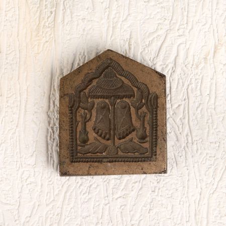 Unique Finest Bell Metal Jewelry Mold Brown Finish