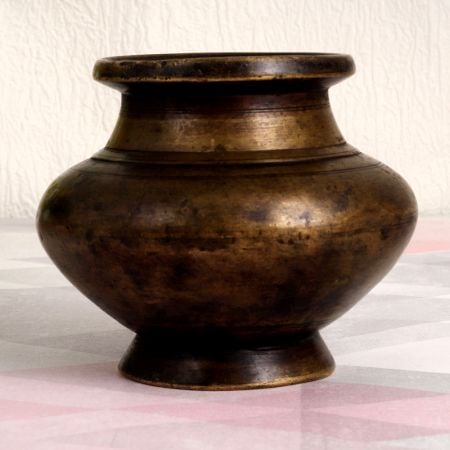 Antique Brown Brass Water Pot for Flower Decoration