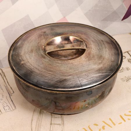 Finest White Metal Food Box for Decoration and Collection