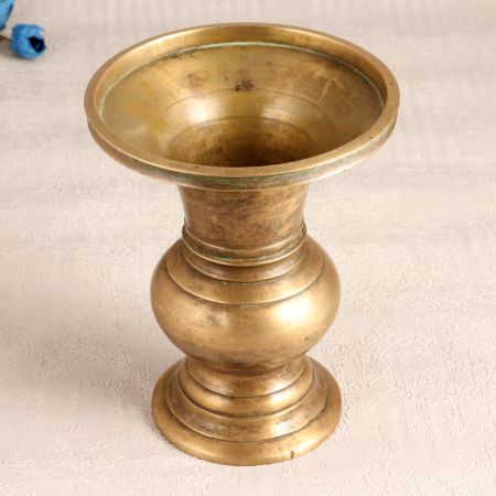 Vintage Brown Finish Flower Pot Made of Finest Brass