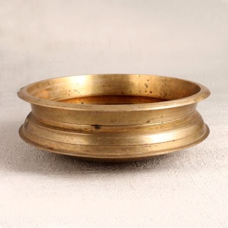 Sturdy Handmade Brass Urli in Vintage Brown Finish