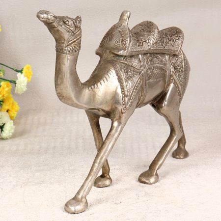 Shiny Handmade Brass Camel Statue in Silver Finish for Decor