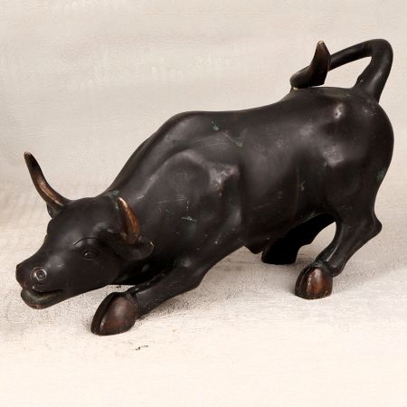 English Art Handmade Brass Ox Statue in Black Finish
