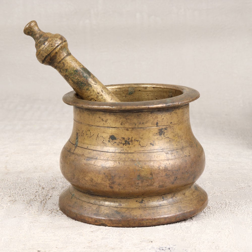 Vintage Brown Brass Mortar and Pestle Spice Grinder for Decor