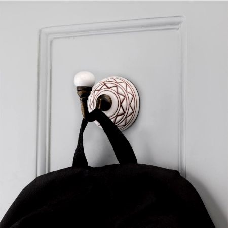 Brown Pattern Etched Ceramic Wall Hook