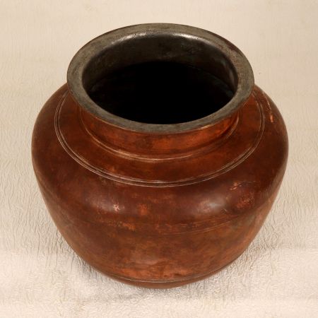 Antique Brown Handmade Flower Pot Made of Finest Brass