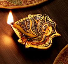 Handmade Golden Aluminium Ganpati on Leaf Shape Diwali Diya