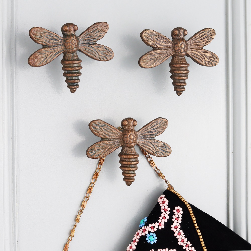 Modern Handmade Antique Honey Bee Iron Wall Hooks-3 Pieces