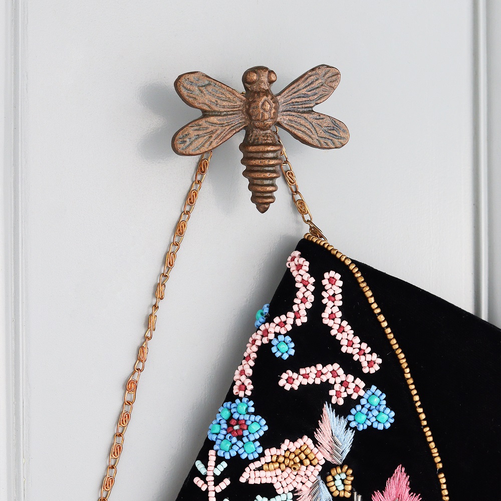 Modern Handmade Antique Honey Bee Iron Wall Hooks-3 Pieces