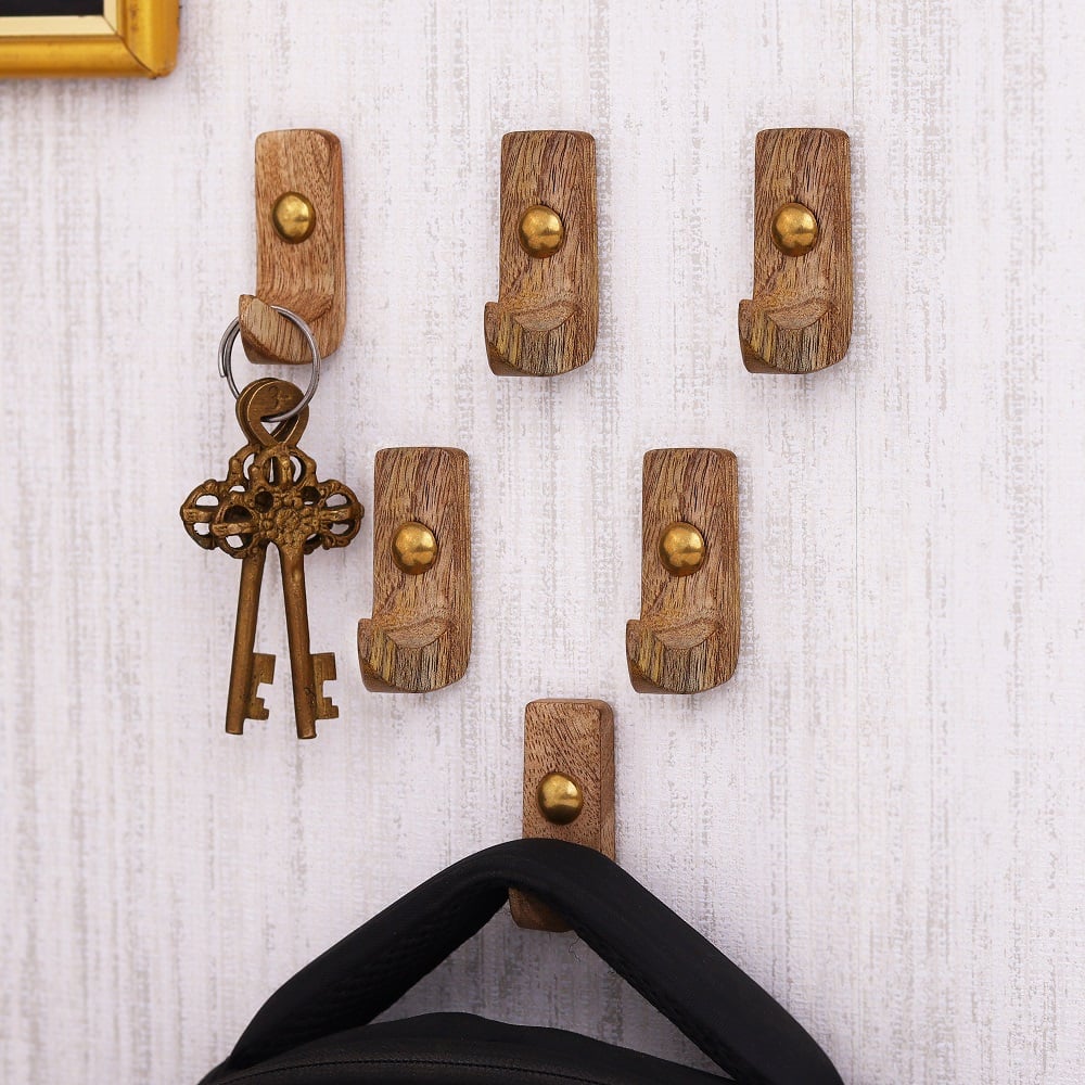 6 Pieces Small Natural Wooden Wall Hooks