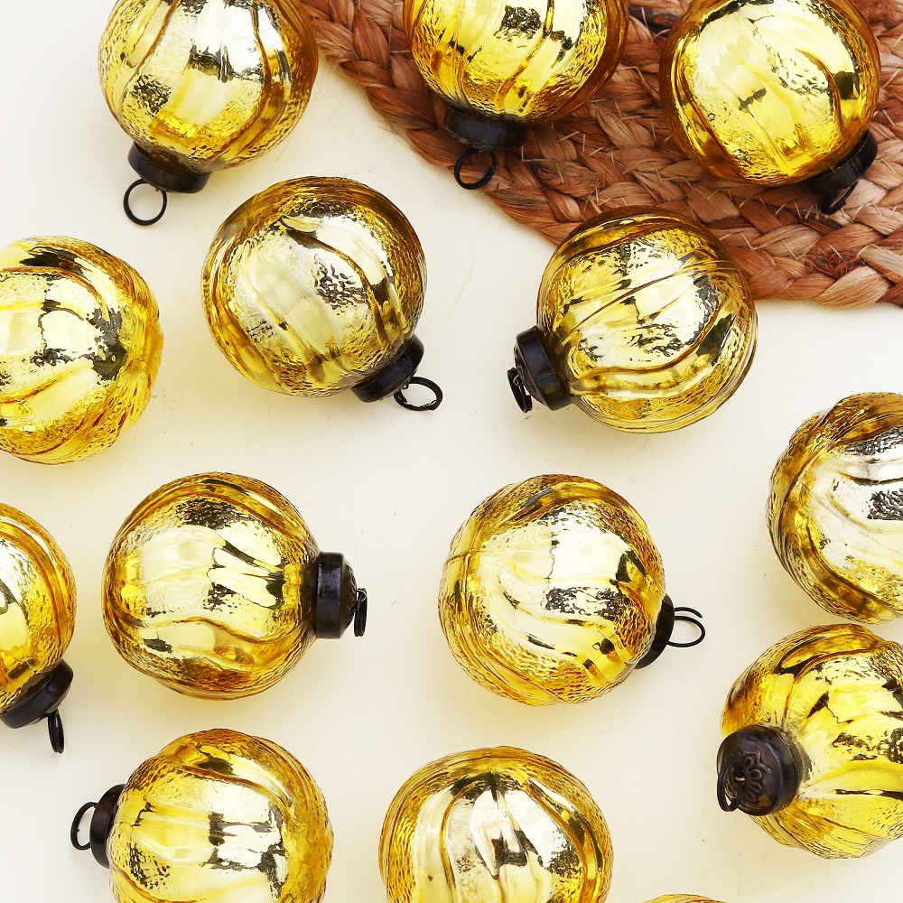 12 Pieces Modern Golden Coloured Christmas Ornaments