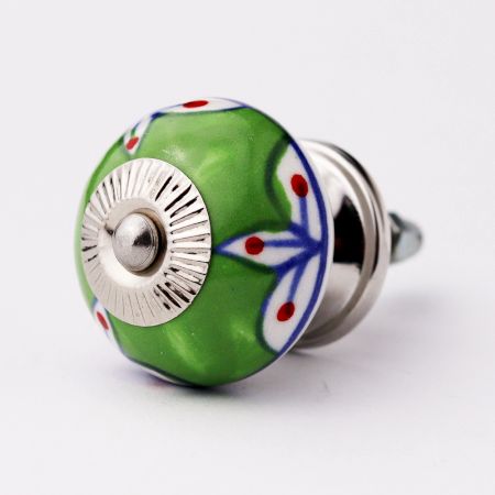 Three Leaf Design Knob