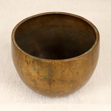 Elegant Brown Bell Metal Meditation Singing Bowl for Decor