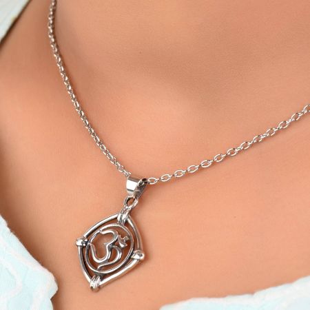 92.5 Sterling Silver Pendant Sanskrit Om Symbol Shiva's Mantra