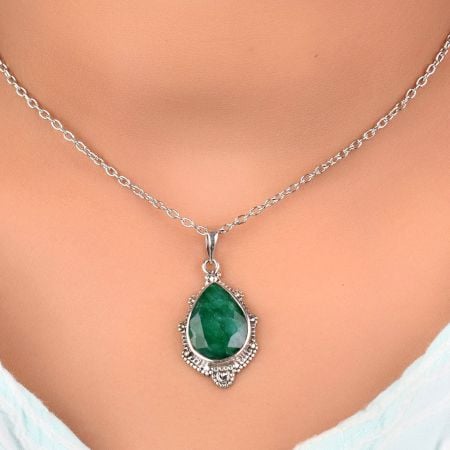 92.5 Sterling Silver Pendant With Oval Shape Green Malachite Cut Stone Pendant