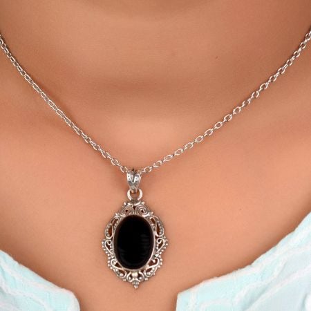 92.5 Sterling Silver Black Onyx Oval Shaped Designer Pendant