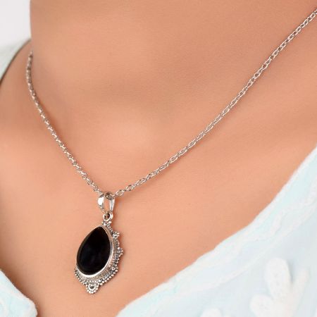 92.5 Sterling Silver Pendant Big Teardrop Decorative Border Onyx Stone Pendant