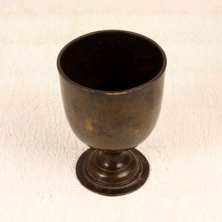 English Art Handmade Brass Cup in Brown Finish for Decor
