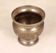 Grey Finish Engraved Brass Flower Pot in English Art for Decor