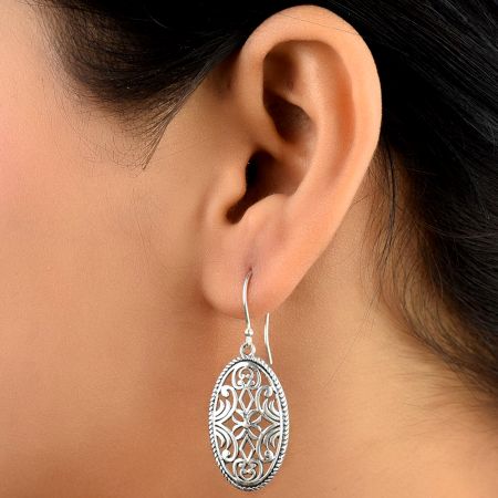 Oval Filigree floral 92.5 Sterling silver Earrings
