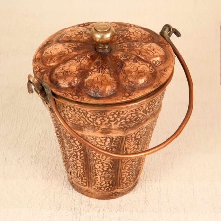Traditional Vintage Copper Bucket with Lid for Decoration
