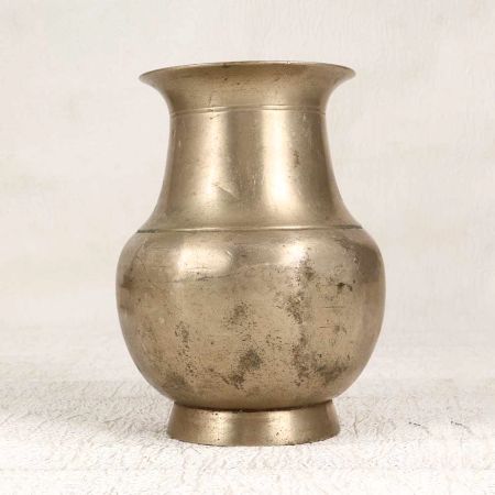 Traditional High-Quality Brass Pot for Home Decoration