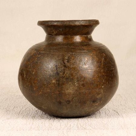 Handmade Finest Brass Dark Finish Pot with Engraving for Decor