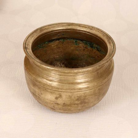Vintage Handcrafted Brass Cooking Pot for Flower Decoration