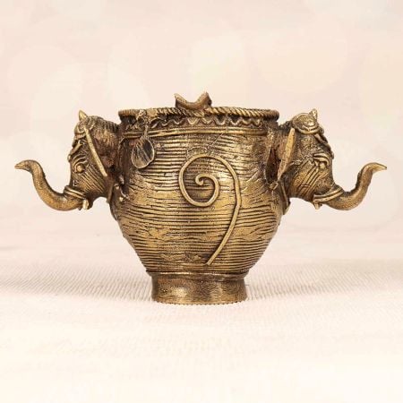 Beautiful Art Brass Elephant Pot for Flower Decoration