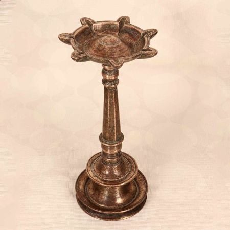Traditional Sturdy Brass Oil Lamp with 7 Jyots for Prayer Room