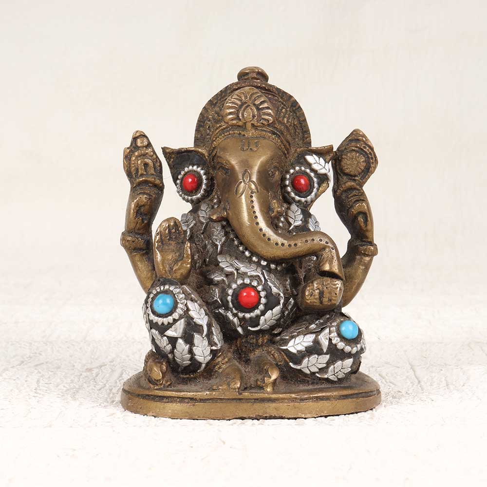 Vintage Decorative Lord Ganesha Statue for Prayer Room