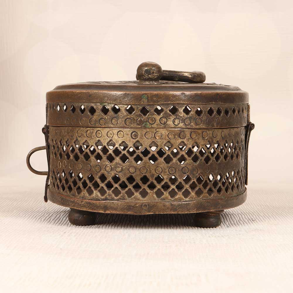 Handcrafted Vintage Brass Jewelry Box in Jali Work for Decoration