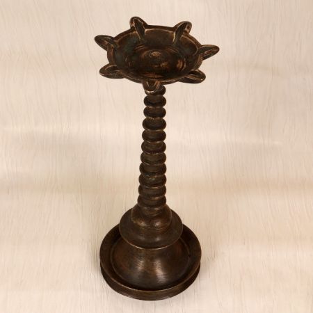 Handmade 7 Jyots Vintage Brass Oil Lamp for Hindu Rituals
