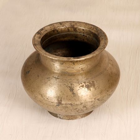 South Indian Plain Brass Holy Water Pot for Flower Decoration