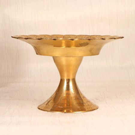 Beautiful Golden Engraved Brass Fruit Bowl for Home Decoration
