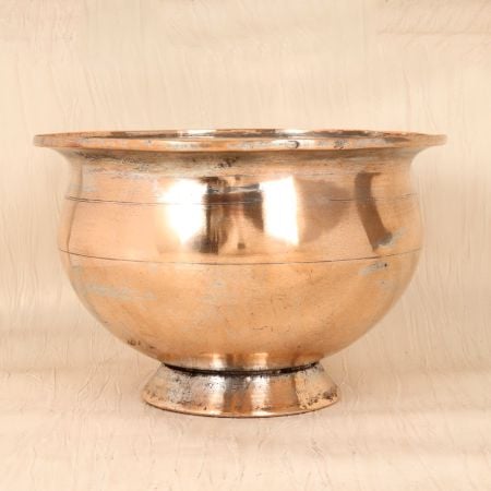 Plain Brown Finish Fruit Bowl Made of Premium Copper