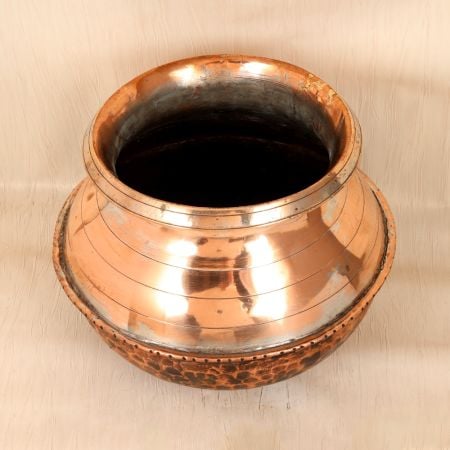 Beautifully Handcrafted Copper Cooking Pot in Islamic Art