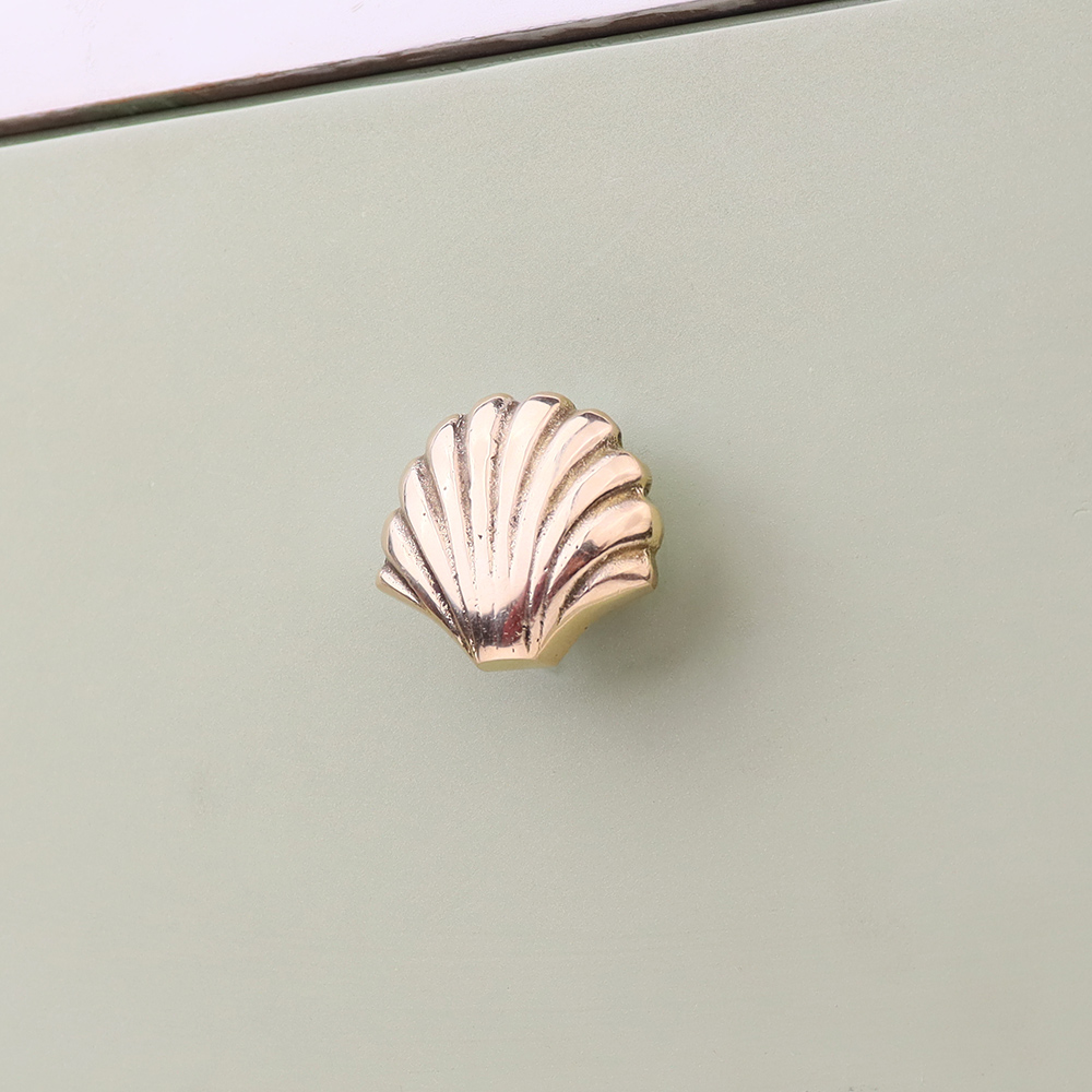 Solid Golden Shell Brass Drawer Knob