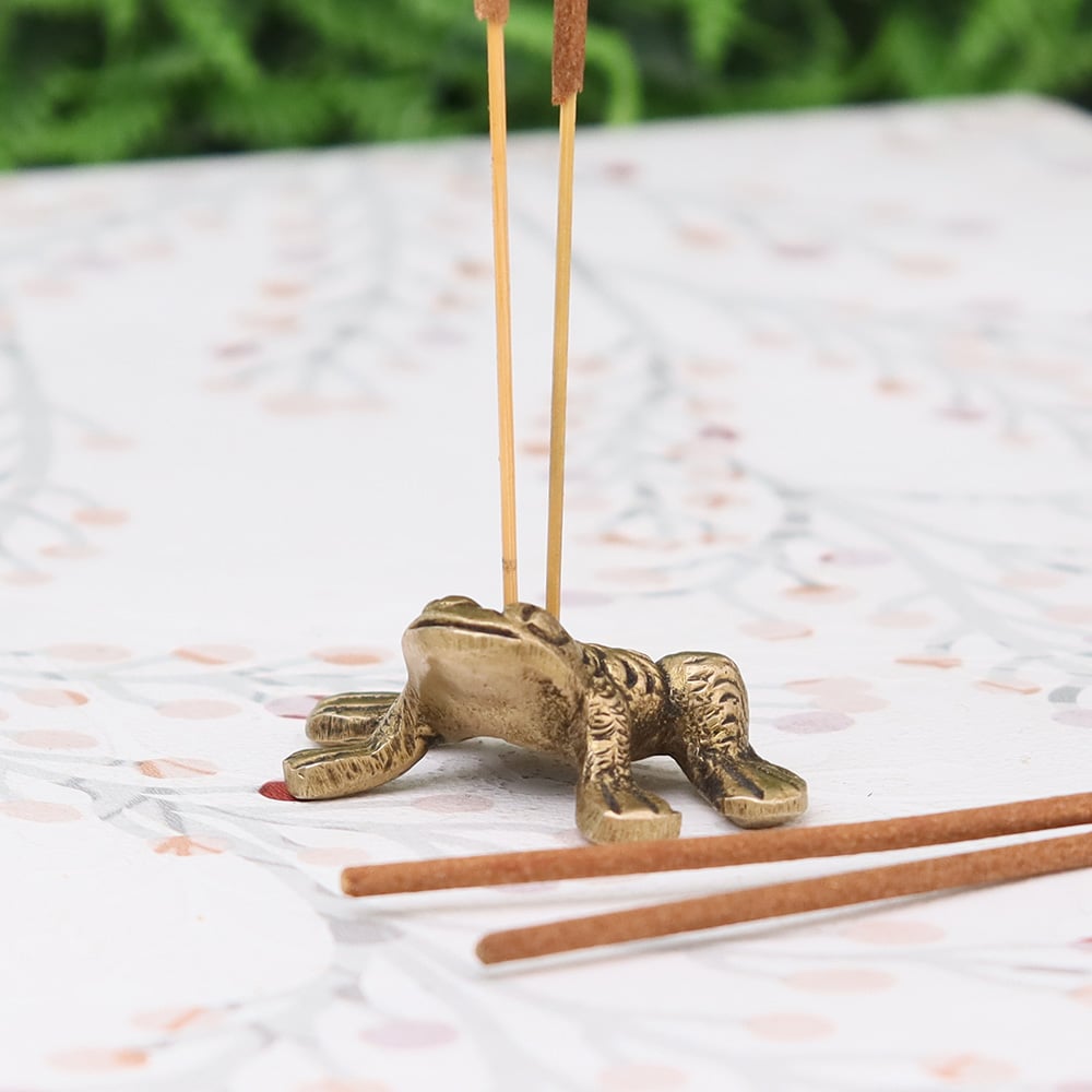 Brass Antique Golden Frog Agarbatti/ Incense Holder Stand
