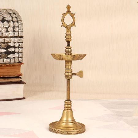 High-Quality Traditional Brass Oil Lamp with Adjustable Height
