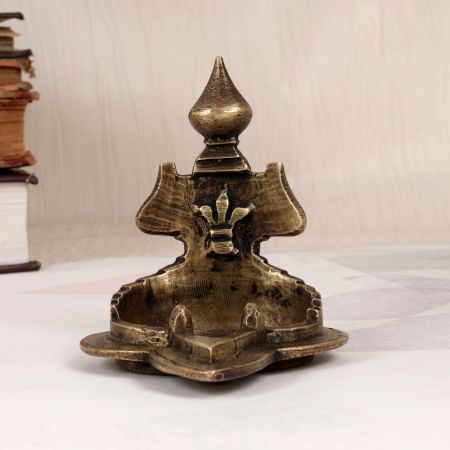 Handcrafted Vintage Brass Oil Lamp in Christian Art