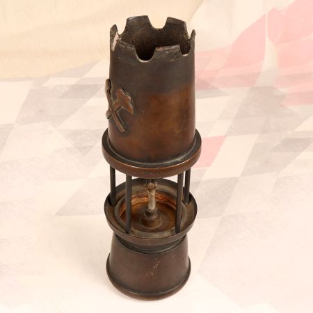 English Art Handmade Brass Oil Lamp for Home Decoration