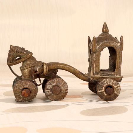 Handmade Vintage Finish Brass Horse Chariot for Decoration