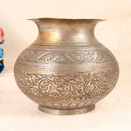 Vintage Handmade Water Pot Made of Finest Brass for Decor