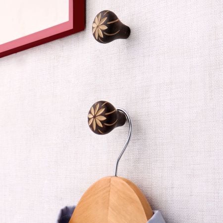 Brown Cut Flower Wooden Wall Hooks-2 Pieces
