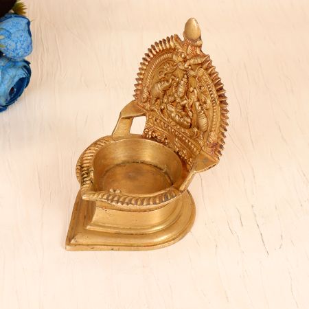 Vintage Handmade Gaja Lakshmi Oil Lamp for Indoor Decoration