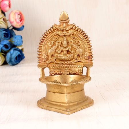 Vintage Handmade Gaja Lakshmi Oil Lamp for Indoor Decoration